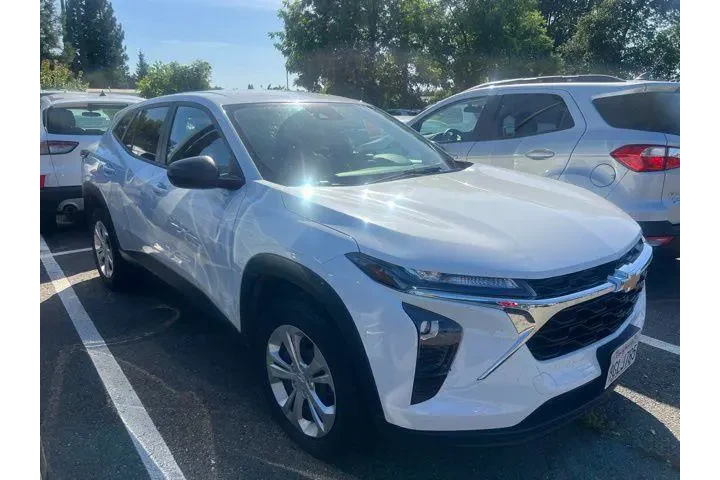 $21988 : Chevrolet Trax 2024 LS 4dr C image 3