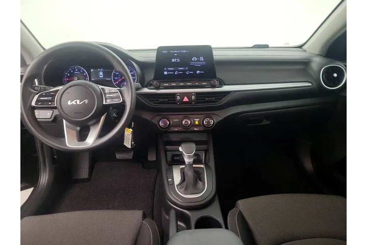 $18998 : Kia Forte 2024 LXS 4dr Sedan image 9