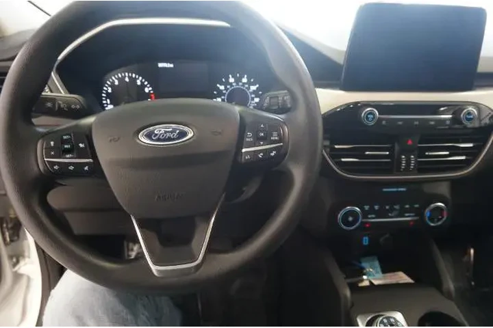 $19599 : Ford Escape 2020 AWD SE 4dr image 10