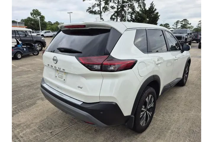 $21206 : Nissan Rogue 2022 SV 4dr Cro image 3