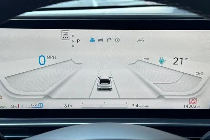 $26498 : Hyundai IONIQ 6 2024 SEL 4dr image 10