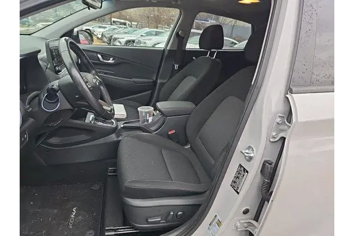 $21500 : Hyundai KONA 2023 AWD SEL 4d image 6