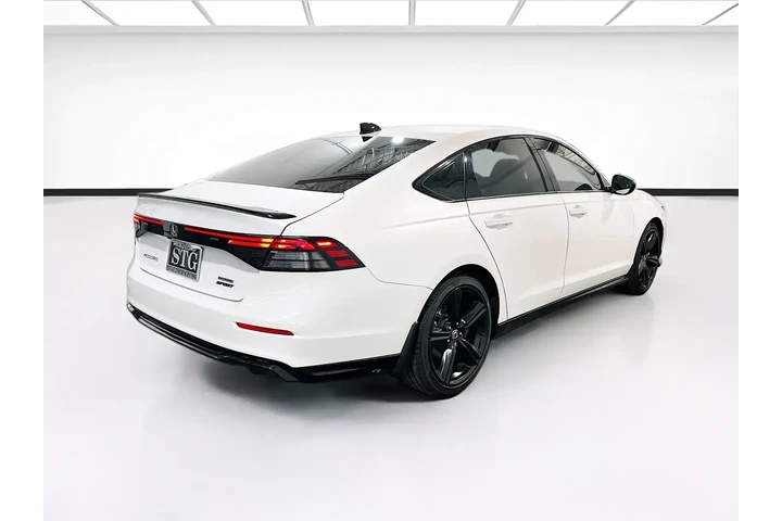 $29688 : Honda Accord Hybrid 2025 Spo image 2