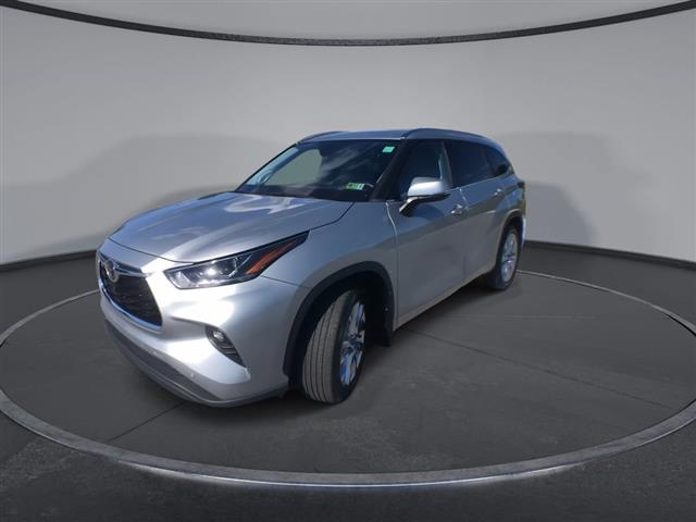 $39500 : PRE-OWNED 2021 TOYOTA HIGHLAN image 4