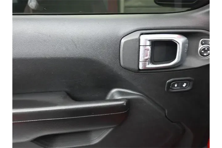 $26992 : Jeep Wrangler Unlimited 2020 image 5