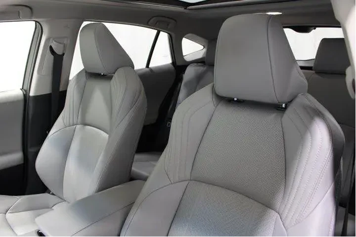 $31982 : Toyota Venza 2021 AWD Limite image 4