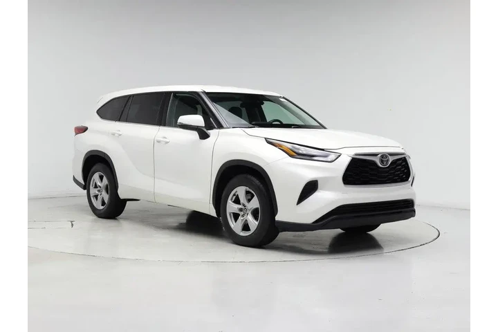 $26998 : Toyota Highlander 2021 L 4dr image 1