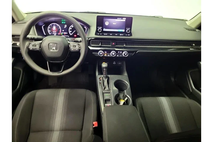 $22998 : Honda Civic 2022 LX 4dr Hatc image 9