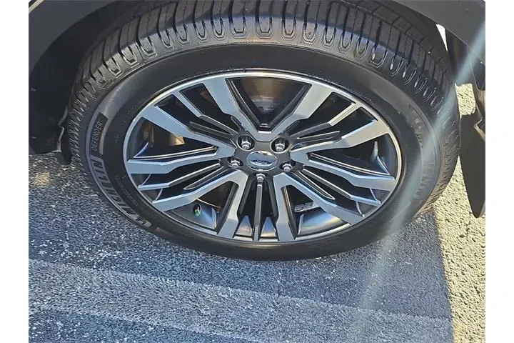 $13590 : Ford Explorer 2016 AWD Plati image 5