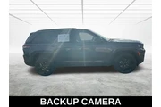 $28835 : Jeep Grand Cherokee 2023 4x2 thumbnail
