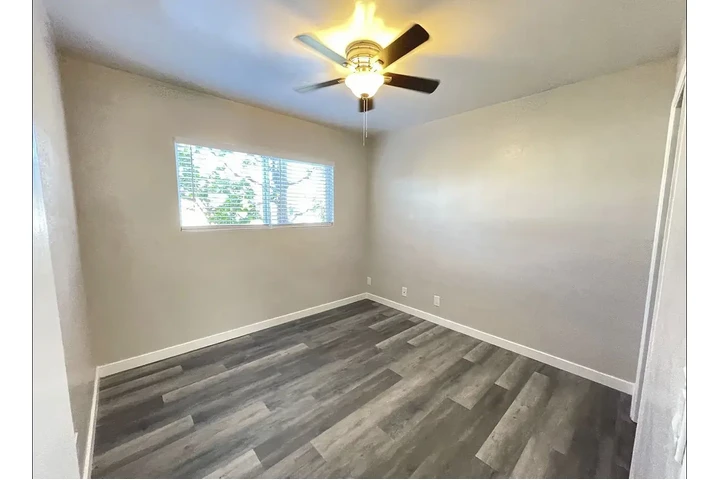 $1200 : 2 Apartamentos remodelados image 5