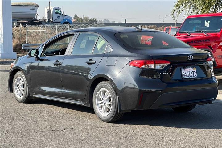 $17998 : Corolla Hybrid LE image 7