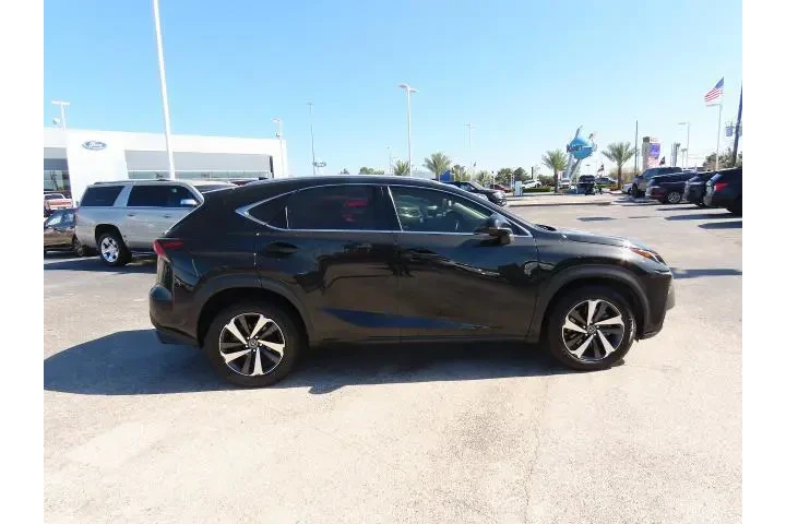 $23999 : Lexus NX 300 2021 4dr Crosso image 10