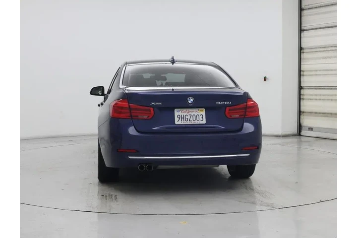 $17998 : BMW 3 Series 2016 AWD 328i x image 6