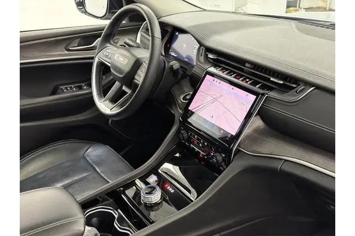 $28000 : Jeep Grand Cherokee L 2022 4 image 10