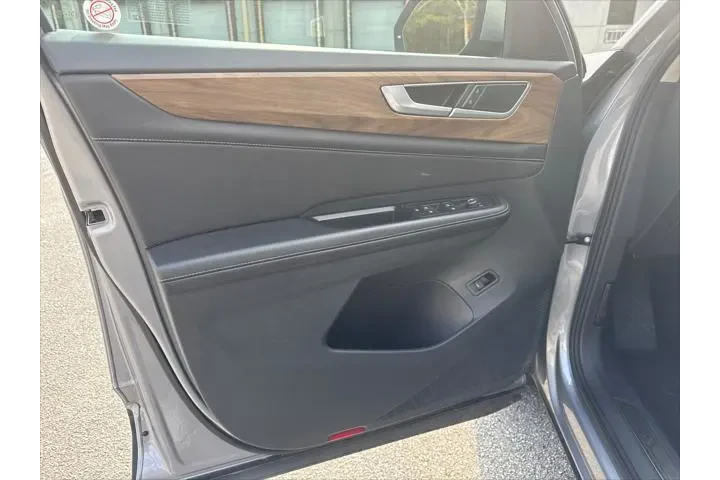 $23920 : Volkswagen Atlas 2024 SE 4dr image 10