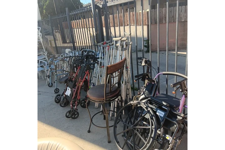 $1 : COA’s EPIC Garage Sale Fundrai image 8