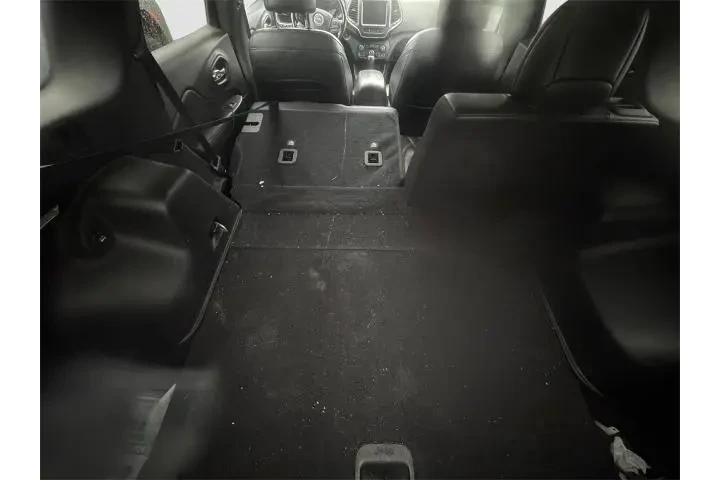 $14971 : Jeep Cherokee 2021 4x4 Trail image 7