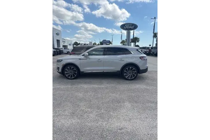 $24059 : Lincoln Nautilus 2020 AWD Re image 7