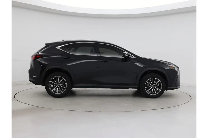 $31998 : Lexus NX 250 2023 4dr Crosso image 7
