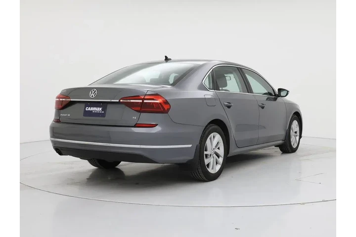$15998 : Volkswagen Passat 2018 2.0T image 8