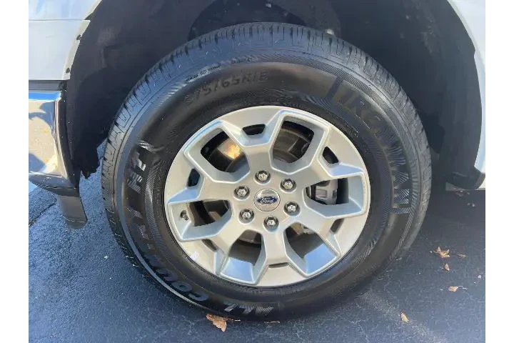 $37995 : Ford F-150 2023 4x4 XL 4dr S image 7