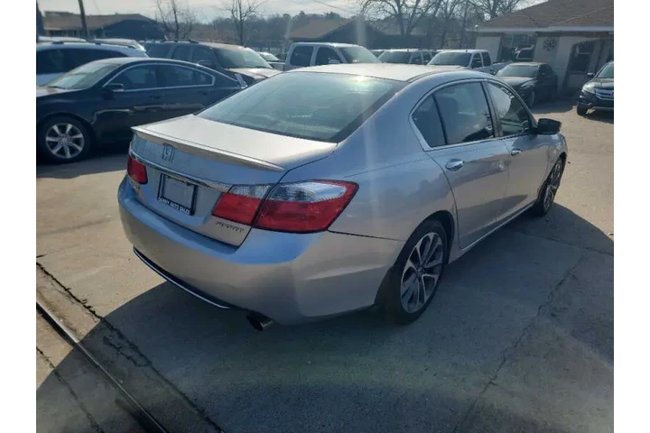 $10000 : 2015 Accord Sport image 3