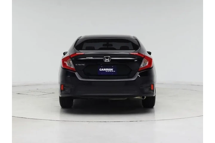 $17998 : Honda Civic 2017 LX 4dr Seda image 6