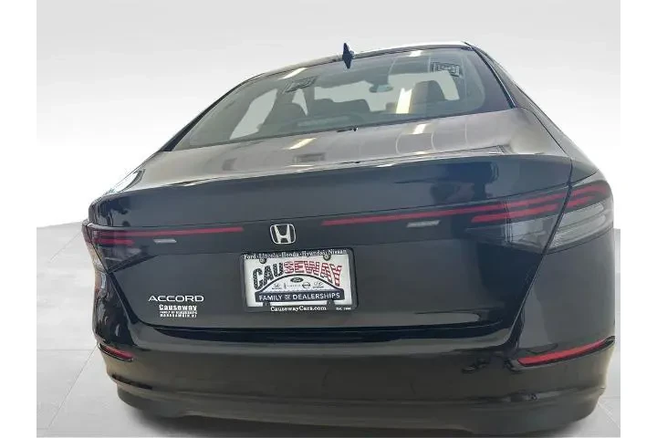$23458 : Honda Accord 2023 EX 4dr Sed image 6