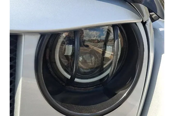 Jeep Wrangler 2012 4x4 Sahar image 9