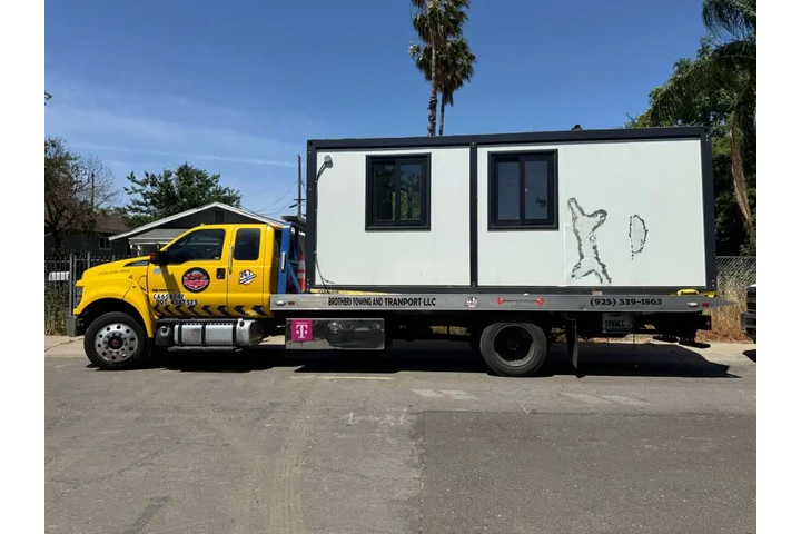 Brother's Towing &Transportllc image 2