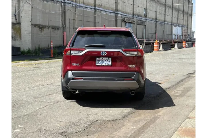 $33988 : 2020 RAV4 Hybrid Limited image 6
