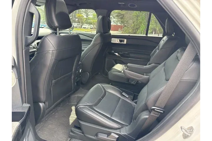 $37339 : Ford Explorer 2021 AWD ST 4d image 8