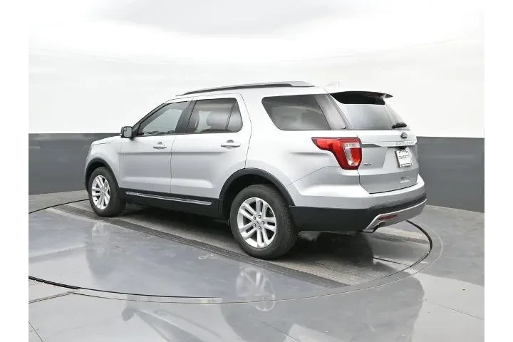 $13491 : Ford Explorer 2017 XLT 4dr S image 5