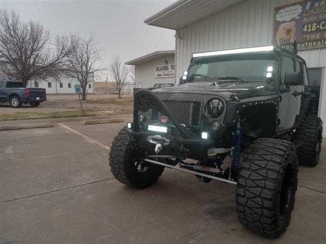 $63998 : 2014 Wrangler image 5