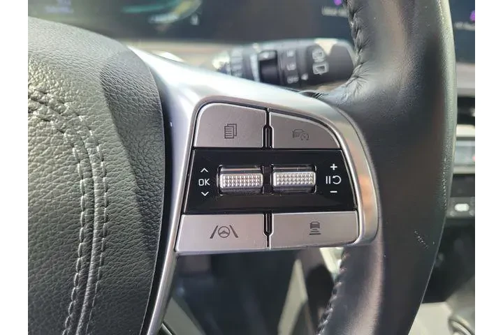$33900 : Kia Telluride 2024 S 4dr SUV image 6