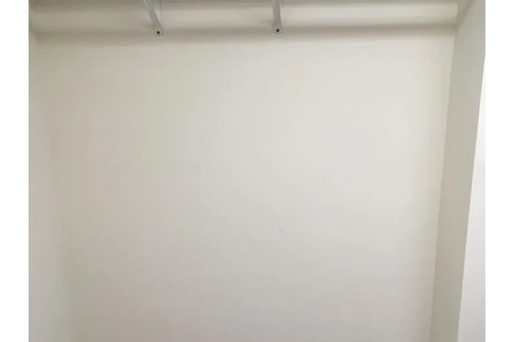 $1200 : Rent image 7