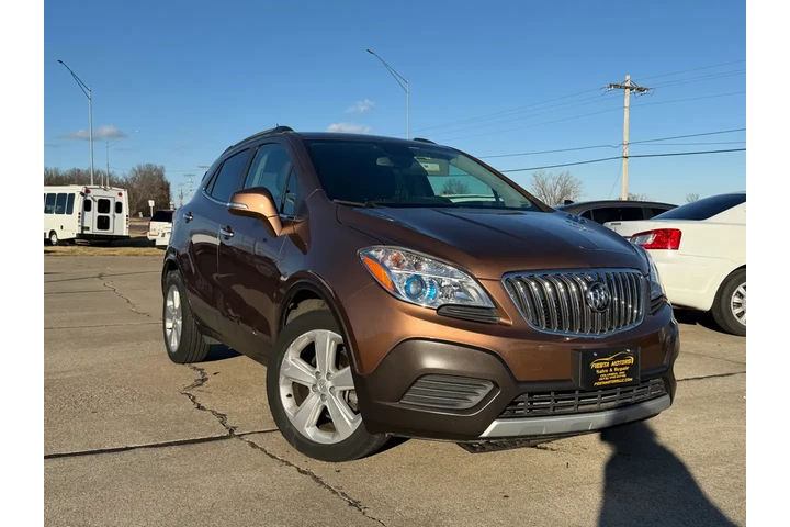 2016 Encore Base FWD image 3