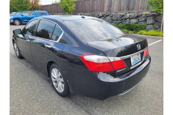 $9900 : 2015 Accord EX-L image 6