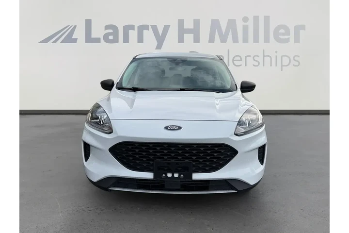 Ford Escape 2022 S 4dr SUV image 8