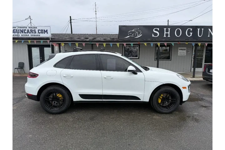 $19995 : 2017 Macan image 2