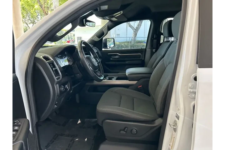 $32784 : Ram 1500 2024 4x2 Big Horn 4 image 5