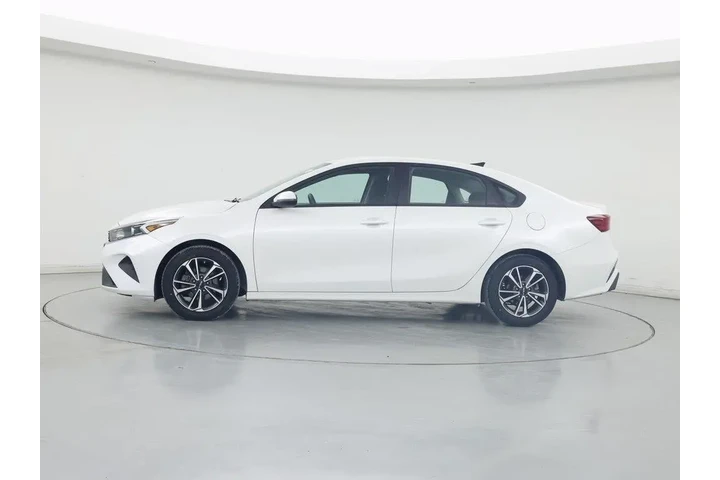 $19998 : Kia Forte 2023 LXS 4dr Sedan image 3