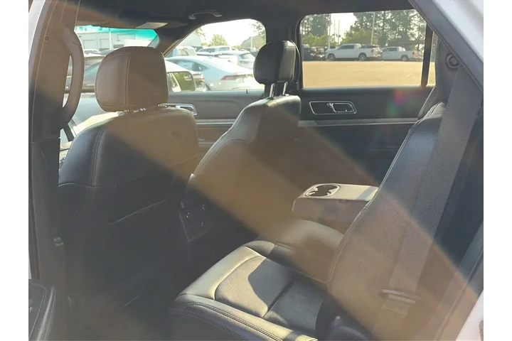 $17994 : Ford Explorer 2016 AWD Sport image 4