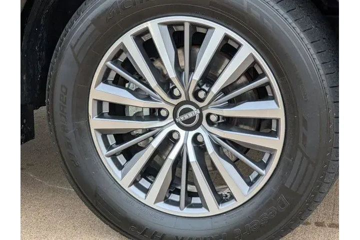 $30661 : Nissan Armada 2023 4x2 SL 4d image 9