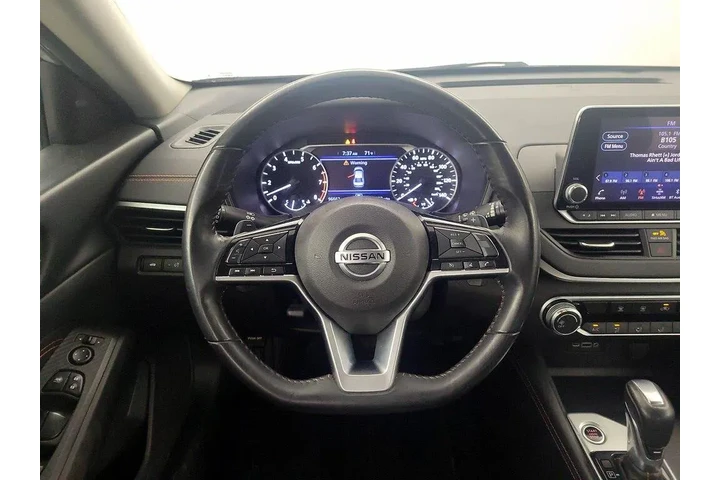 $16998 : Nissan Altima 2020 2.5 SR 4d image 10