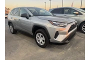 $27119 : Toyota RAV4 2024 LE 4dr SUV thumbnail
