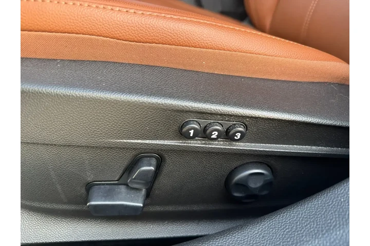 $27281 : Alfa Romeo Giulia 2022 Ti 4d image 10