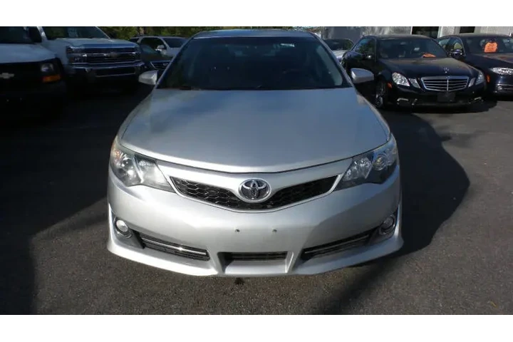 $10500 : 2014 Camry SE Sport image 8
