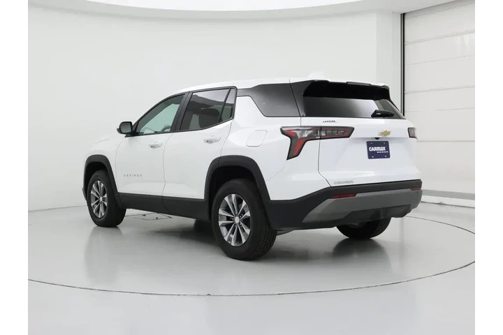 $27998 : Chevrolet Equinox 2025 LT 4d image 2